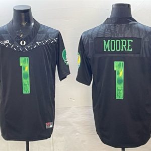 Men's Oregon Ducks #1 Dakorien Moore Black F.U.S.E. Vapor Limited Stitched Football Jersey